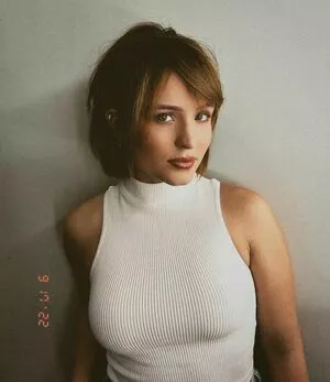 Larissa Manoela OnlyFans Leaked Free Thumbnail Picture - #wzhAyDGI54