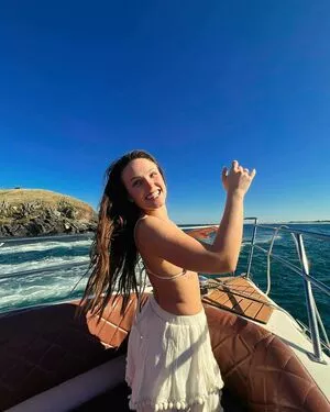 Larissa Manoela OnlyFans Leaked Free Thumbnail Picture - #x8JXwIFC5L