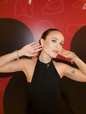 Larissa Manoela OnlyFans Leaked Free Thumbnail Picture - #yiawNRDTpB