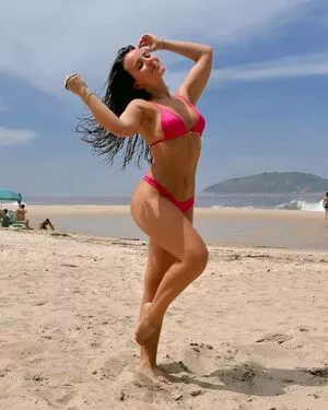 Larissa Manoela OnlyFans Leaked Free Thumbnail Picture - #yudYo5boDh