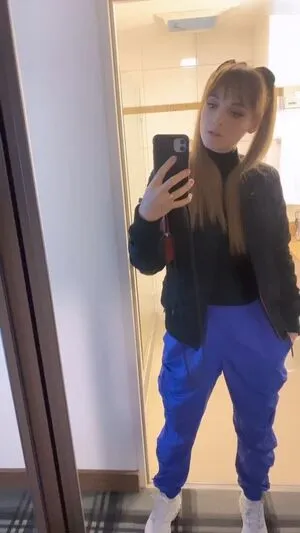 Larissa Riess OnlyFans Leaked Free Thumbnail Picture - #0Iwcv4zhgF