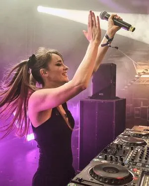 Larissa Riess OnlyFans Leaked Free Thumbnail Picture - #sVnv7MBQAg