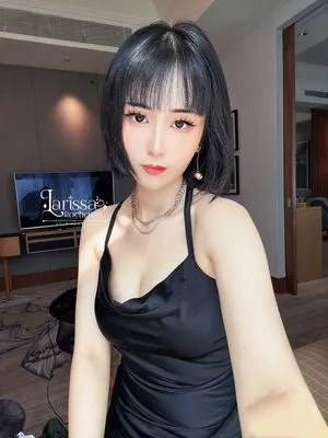 Larissa Rochefort OnlyFans Leaked Free Thumbnail Picture - #2zSPlck3tP