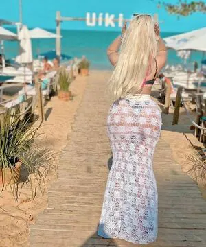 Larissa Rovetta OnlyFans Leaked Free Thumbnail Picture - #s1NFQTJlaZ