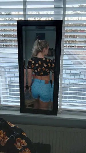 Larissa Van Meerten OnlyFans Leaked Free Thumbnail Picture - #Z6BbVKUC9U