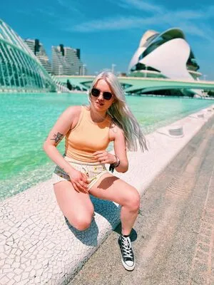 Larissa Zeeuwe OnlyFans Leaked Free Thumbnail Picture - #3HRgCou3Si