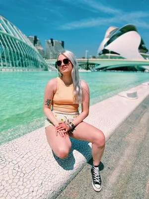 Larissa Zeeuwe OnlyFans Leaked Free Thumbnail Picture - #DrHk8o42Q5