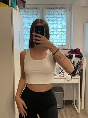 Larissaxra OnlyFans Leaked Free Thumbnail Picture - #QLbmnUQYRq