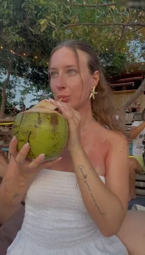 Larissaxra OnlyFans Leaked Free Thumbnail Picture - #TMq0ibmczv