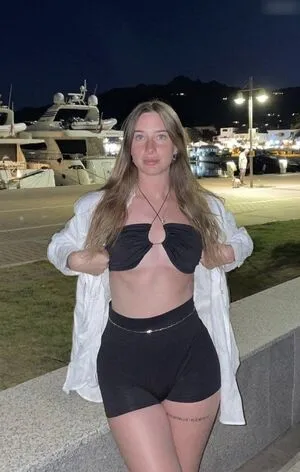Larissaxra OnlyFans Leaked Free Thumbnail Picture - #gu8X0BqMze