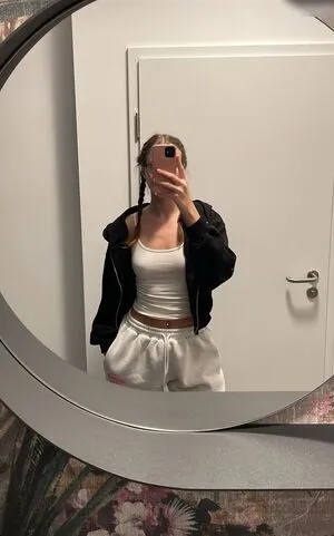 Larissaxra OnlyFans Leaked Free Thumbnail Picture - #n9oLbxvJW5
