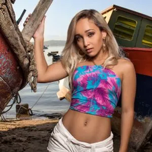 Larisse Farias OnlyFans Leaked Free Thumbnail Picture - #6JlEmzmK13