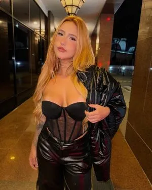 Lariws OnlyFans Leaked Free Thumbnail Picture - #KRFSZUEfYs