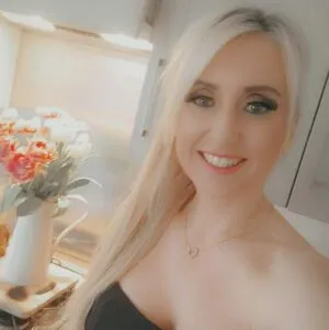 Larna Through A Lens OnlyFans Leaked Free Thumbnail Picture - #HNMNGeGY4g