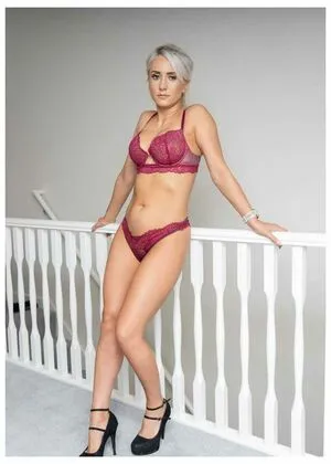 Larna Through A Lens OnlyFans Leaked Free Thumbnail Picture - #lSlB6YYBCf