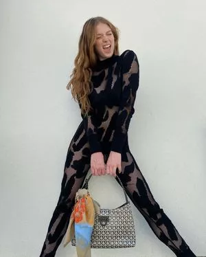 Larsen Thompson OnlyFans Leaked Free Thumbnail Picture - #0AWN2Ir3WA