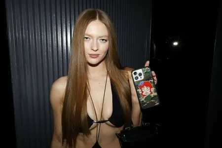 Larsen Thompson OnlyFans Leaked Free Thumbnail Picture - #4Nz195Ycxu
