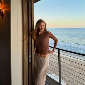 Larsen Thompson OnlyFans Leaked Free Thumbnail Picture - #HkTdalkpZf