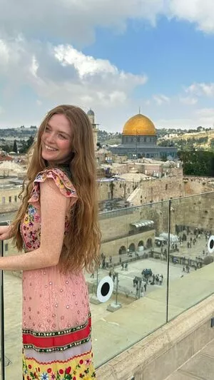 Larsen Thompson OnlyFans Leaked Free Thumbnail Picture - #NOl1kc3nfR