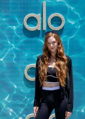 Larsen Thompson OnlyFans Leaked Free Thumbnail Picture - #UsUqCGWZNS