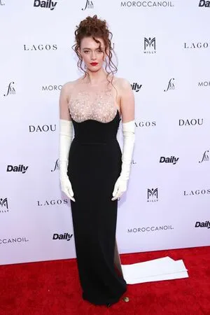 Larsen Thompson OnlyFans Leaked Free Thumbnail Picture - #Y2bXOdAmKP