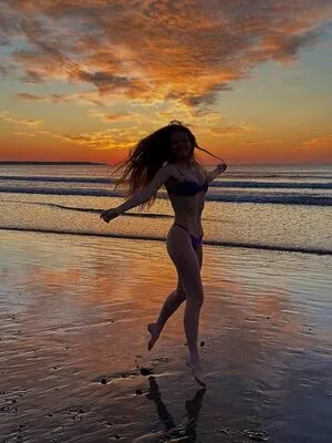 Larsen Thompson OnlyFans Leaked Free Thumbnail Picture - #cUBFdCZ5c2