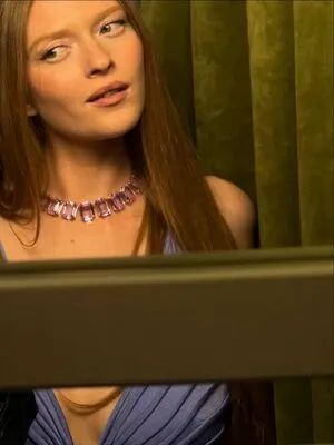 Larsen Thompson OnlyFans Leaked Free Thumbnail Picture - #nR6KF8myx1