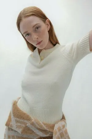 Larsen Thompson OnlyFans Leaked Free Thumbnail Picture - #wEO8c8m3HT