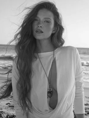 Larsen Thompson OnlyFans Leaked Free Thumbnail Picture - #xrdu06TIN3