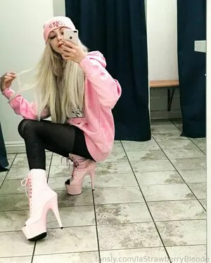 Lastrawberryblonde OnlyFans Leaked Free Thumbnail Picture - #iCeOT6DoW4