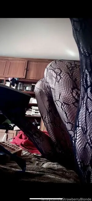 Lastrawberryblonde OnlyFans Leaked Free Thumbnail Picture - #lD4s8dmzHm