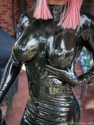 Latex Alina OnlyFans Leaked Free Thumbnail Picture - #4gr1urhS3M