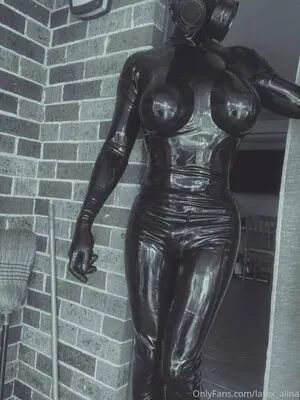 Latex Alina OnlyFans Leaked Free Thumbnail Picture - #SQitwvxKbb