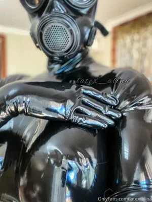 Latex Alina OnlyFans Leaked Free Thumbnail Picture - #yYDeevvbS8