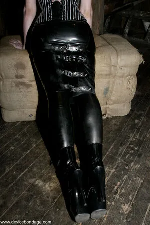 Latex Fetish OnlyFans Leaked Free Thumbnail Picture - #ax4wksmWwL