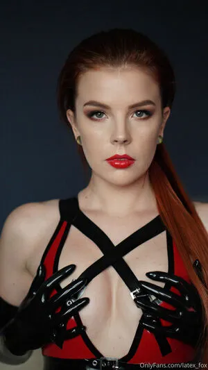 Latex Fox OnlyFans Leaked Free Thumbnail Picture - #1kk9rsEgIc