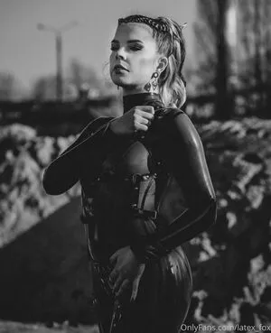 Latex Fox OnlyFans Leaked Free Thumbnail Picture - #C8pVs85WzG
