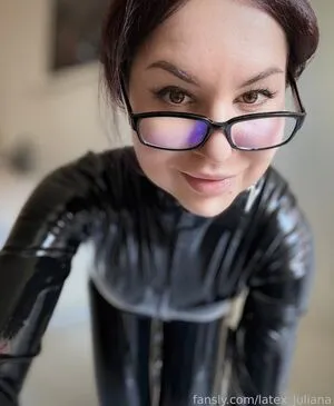 Latex Juliana OnlyFans Leaked Free Thumbnail Picture - #gyDw3uunuM