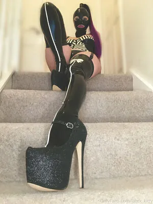 Latex Kitty OnlyFans Leaked Free Thumbnail Picture - #VqVnV79Qhl