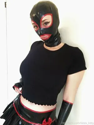 Latex Kitty OnlyFans Leaked Free Thumbnail Picture - #d0rWChmFly