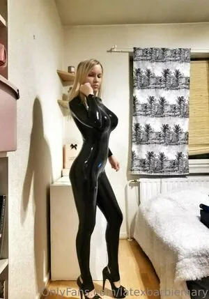 Latexbarbie Mary OnlyFans Leaked Free Thumbnail Picture - #1MzASPp09t