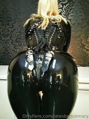 Latexbarbie Mary OnlyFans Leaked Free Thumbnail Picture - #Hz5hrVybq1