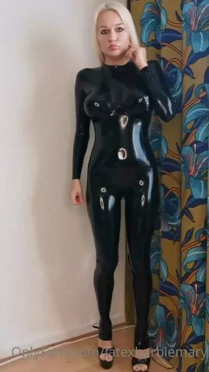 Latexbarbiemary OnlyFans Leaked Free Thumbnail Picture - #B9kAw9zRNt
