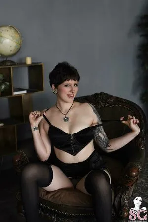 Latexbunnii Sage Grungenmetal OnlyFans Leaked Free Thumbnail Picture - #o9Cxmxm8jl
