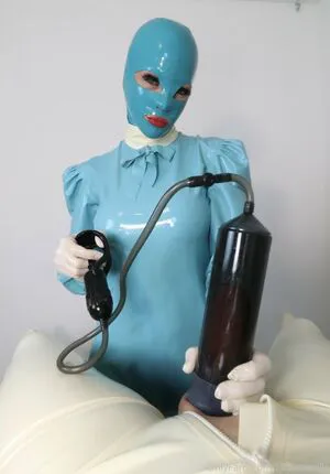 Latexcamille OnlyFans Leaked Free Thumbnail Picture - #6HaxEdDdPp