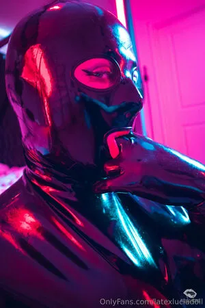 Latexluciadoll OnlyFans Leaked Free Thumbnail Picture - #isNMhh2hex