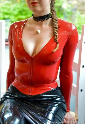 Latexnchill OnlyFans Leaked Free Thumbnail Picture - #6mV40WikC3