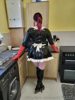 Latexnikki12 OnlyFans Leaked Free Thumbnail Picture - #p1T8UKk3Jr