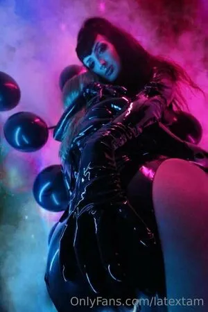 Latextam OnlyFans Leaked Free Thumbnail Picture - #DeSpLP1jpz