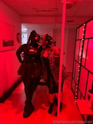 Latextam OnlyFans Leaked Free Thumbnail Picture - #wXuUtaVD11